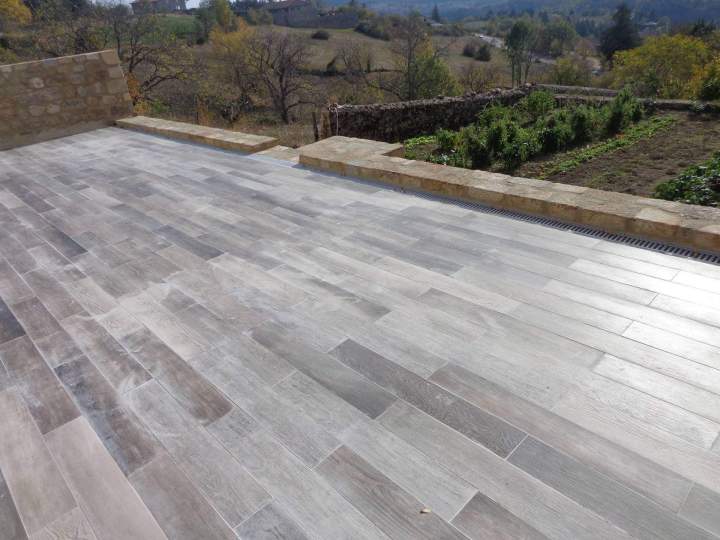 Carrelage extérieur Empurany