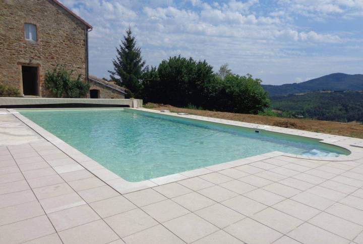 Aménagement de piscine Empurany